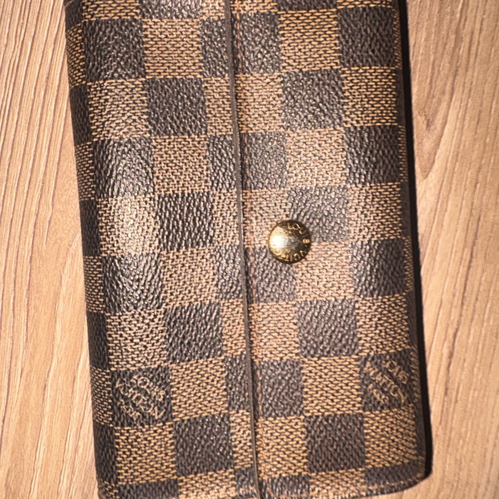 Louis Vuitton Alexandra Damier Ebene Portefeuille Trifold Wallet - Picture 2 of 16